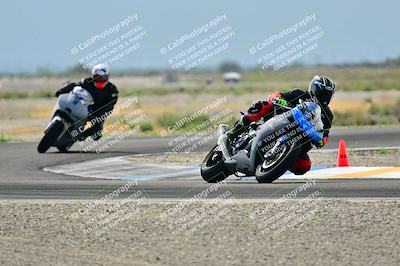 media/Apr-18-2025-TrackDaz (Fri) [[45f5874c44]]/B Group/Session 2 (Turn 7)/